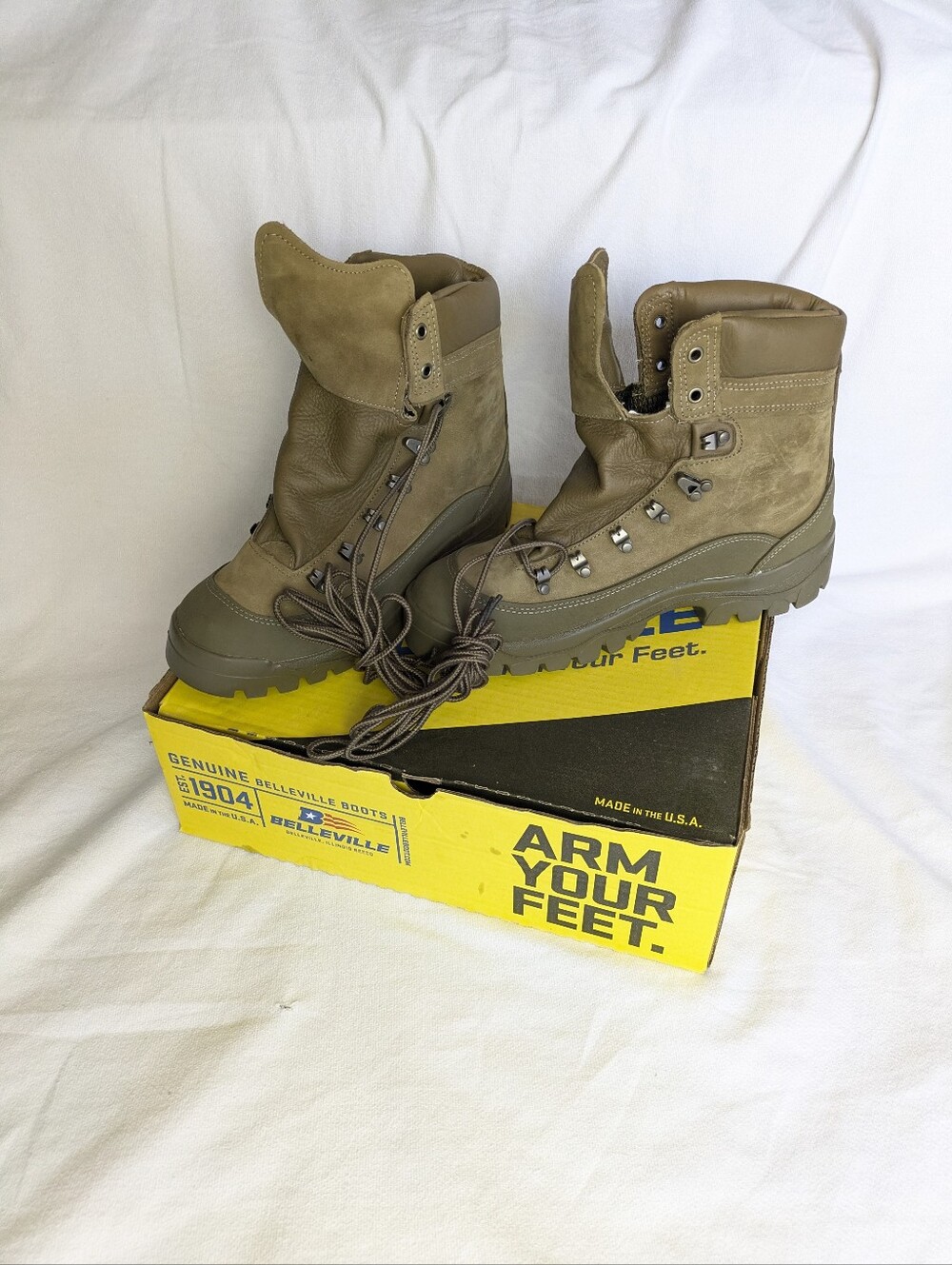 Men's Bellevue Combat Hiking Boots 10R NIB